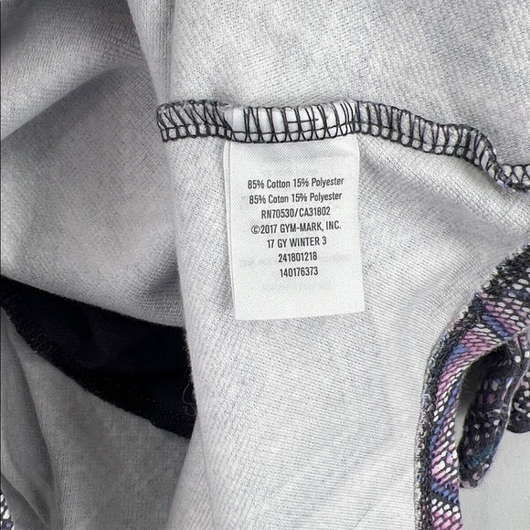 The Children’s Place - Girl’s Winter Dresses - Red, White Snowflakes - Small 5/6 - Picture 6 of 13